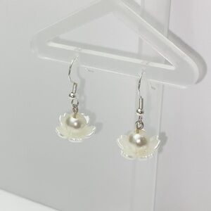Faux Pearl Flower Earrings